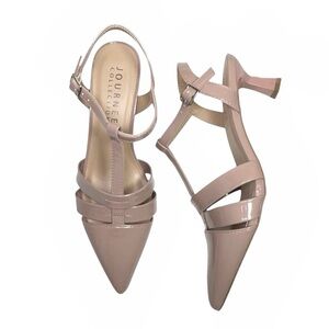 Journee Collection Jazlynn Pale Blush T-Strap Kitten Heel Dress Pump Size 7